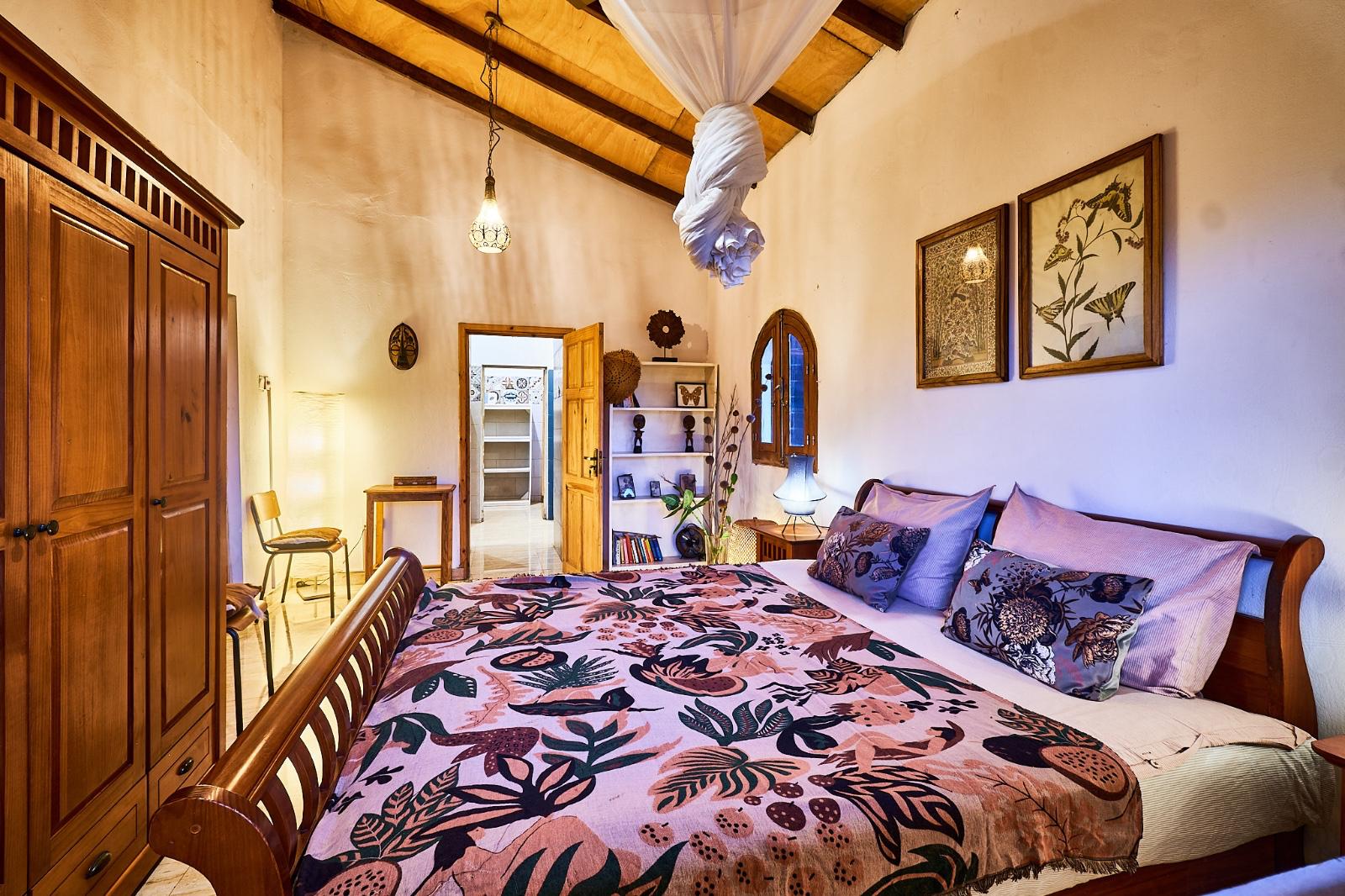 Apartment gallery image