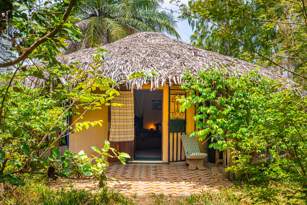 Round house at Mansa Musso Treehouse Lodge, Sanyang — photo 1