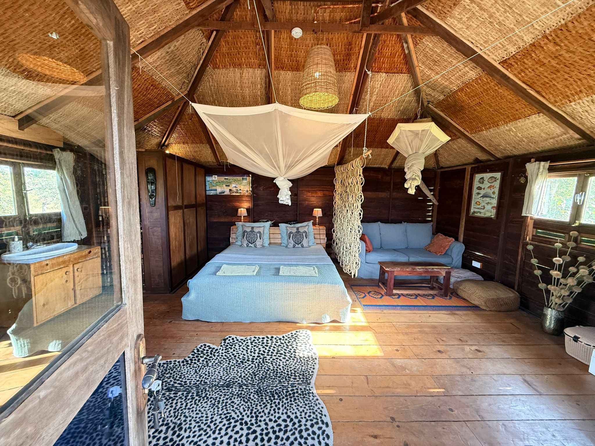 Open-Air Pavilion Retreat